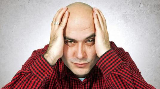 Причины выпадения волос у мужчин в молодом возрасте